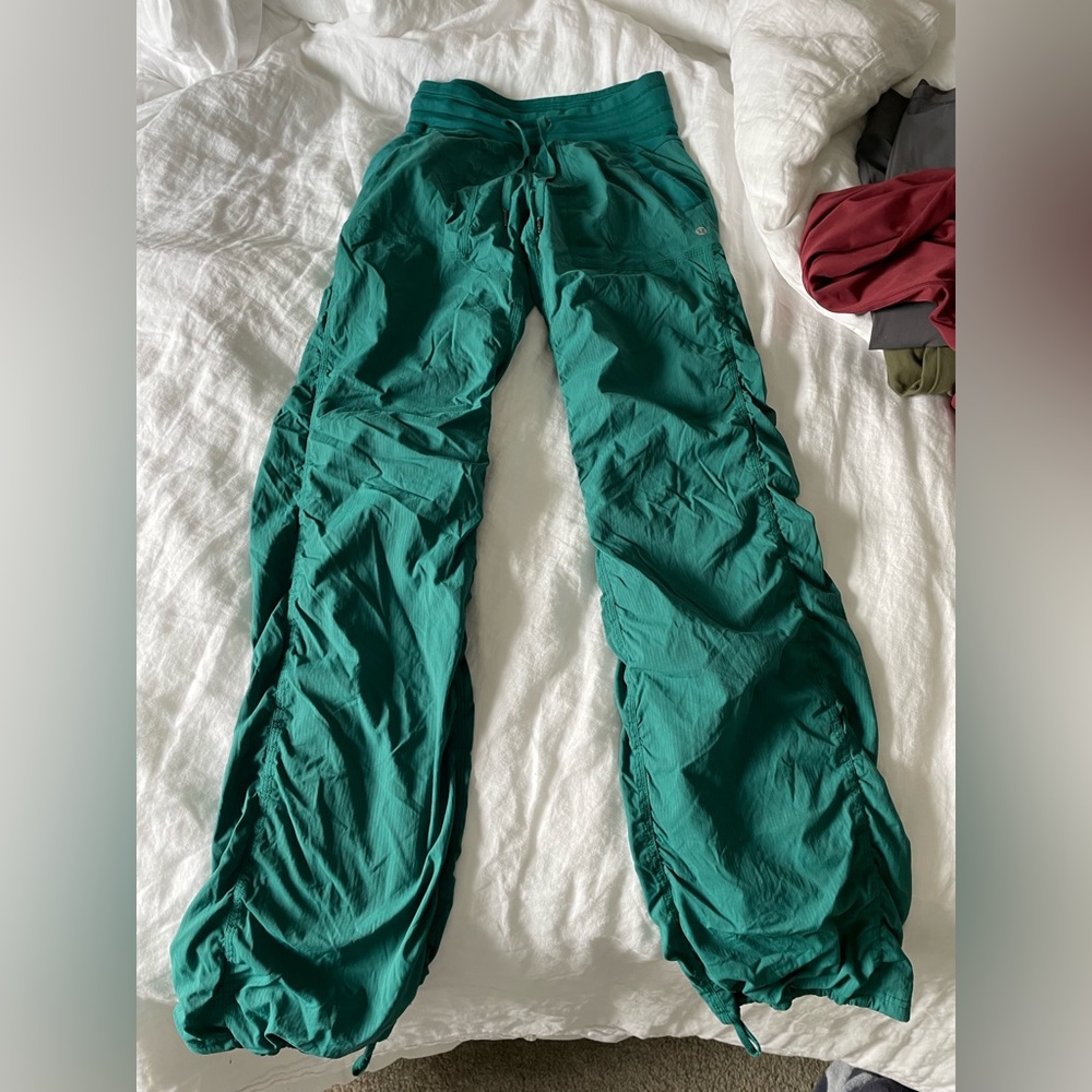 Original tall lines studios 4 in a emerald green colour